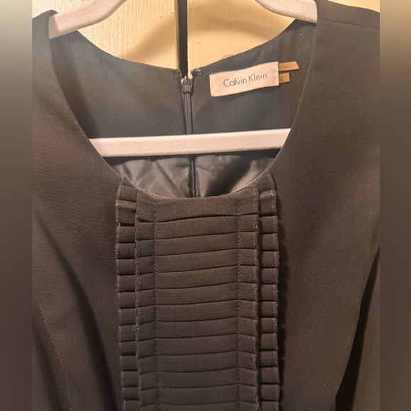 Black Dress - Picture 2 of 5